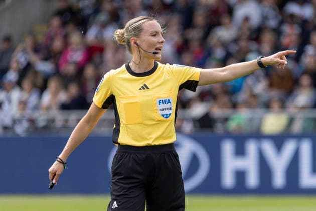 Google Pixel Frauen Bundesliga: Eintracht Frankfurt - 1. FC Union Berlin, 17.05.2026 Fabienne Michel (Schiedsrichterin), Freisteller, Portrait Porträt, Eintracht Frankfurt - 1. FC Union Berlin, Frankfurt, Stadion am Brentanobad, 17.5.2026 Copyright: xBEAUTIFULxSPORTS Gawlikx