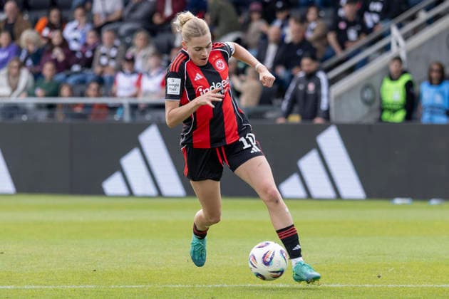 Google Pixel Frauen Bundesliga: Eintracht Frankfurt - 1. FC Union Berlin, 17.05.2026 Laura Freigang (Eintracht Frankfurt 10) am Ball, Freisteller, Portrait Porträt, Eintracht Frankfurt - 1. FC Union Berlin, Frankfurt, Stadion am Brentanobad, 17.5.2026 Copyright: xBEAUTIFULxSPORTS Gawlikx