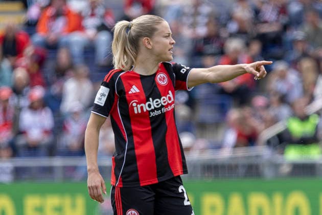 Google Pixel Frauen Bundesliga: Eintracht Frankfurt - 1. FC Union Berlin, 17.05.2026 Nadine Riesen (Eintracht Frankfurt 22) zeigt auf etwas, Freisteller, Portrait Porträt, Eintracht Frankfurt - 1. FC Union Berlin, Frankfurt, Stadion am Brentanobad, 17.5.2026 Copyright: xBEAUTIFULxSPORTS Gawlikx