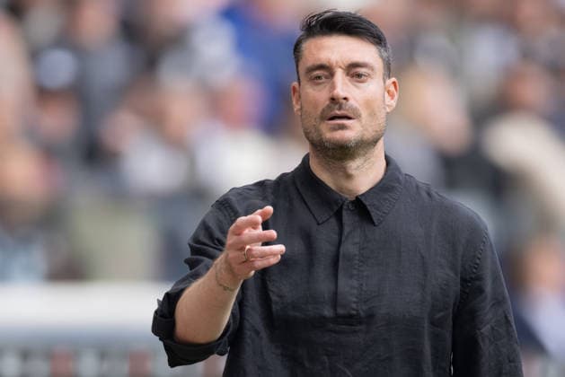 Eintracht Frankfurt - VfB Stuttgart, 1. FBL Trainer Albert Riera (Eintracht Frankfurt). Bundesligaspiel zwischen Eintracht Frankfurt und dem VfB Stuttgart am 16. Mai 2026 im Deutsche Bank Park in Frankfurt am Main., Frankfurt am Main Hessen Deutschland Deutsche Bank Park *** Eintracht Frankfurt VfB Stuttgart, 1 FBL Coach Albert Riera Eintracht Frankfurt Bundesliga match between Eintracht Frankfurt and VfB Stuttgart on May 16, 2026 at Deutsche Bank Park in Frankfurt am Main , Frankfurt am Main Hessen Germany Deutsche Bank Park