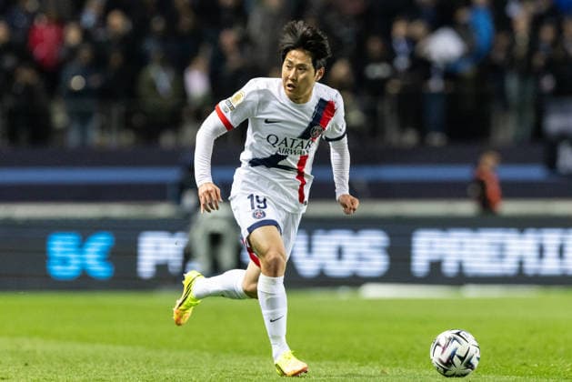 Paris FC v Paris Saint-Germain FC - Ligue 1 McDonald s Kang-In Lee of Paris Saint-Germain during the French L1 football match between Paris FC and Paris Saint-Germain at the Stade Jean-Bouin in Paris, France. Paris France  Copyright: xIbrahimxEzzatx originalFilename:ezzat-notitle260517_npKZx.jpg