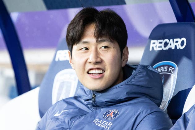 Paris FC v Paris Saint-Germain FC - Ligue 1 McDonald s Kang-In Lee of Paris Saint-Germain is seen ahead of the French L1 football match between Paris FC and Paris Saint-Germain at the Stade Jean-Bouin in Paris. Paris France  Copyright: xIbrahimxEzzatx originalFilename:ezzat-notitle260517_npEvc.jpg