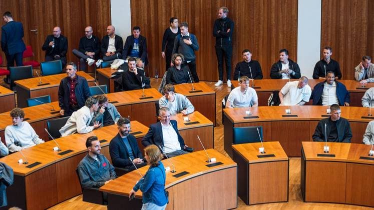 Empfang S04 in Gelsenkirchen ** NUR FÜR REDAKTIONELLE ZWECKE ** EDITORIAL USE ONLY **<p>Empfang Schalke 04 Vertreter bei Oberbürgermeisterin Andrea Henze (SPD) am Dienstag, 20. Mai 2025 im Hans-Sachs-Haus in Gelsenkirchen.¨ Deutschland NRW Gelsenkirchen Copyright: ChristophxWojtyczka