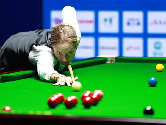 (260518) -- DONGGUAN, May 18, 2026 -- Reanne Evans competes during the semifinal between Reanne Evans of England and Ng On Yee of China s Hong Kong of the 2026 World Women s Snooker Championship in Dongguan, south China s Guangdong Province, May 18, 2026. ) (SP)CHINA-DONGGUAN-SNOOKER-WORLD WOMEN S CHAMPIONSHIP-SEMIFINAL(CN) HuangxGuobao 