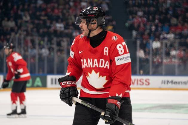FRIBOURG, FRIBOURG - MAY 18: Sidney Crosby of Canada during the 2026 IIHF World Championship, WM, Weltmeisterschaft Preliminary Round Group B match at BCF Arena on May 18, 2026 in Fribourg, Fribourg, Switzerland. Copyright: xLivioxBaeriswylx xSPPx Sportspressphoto_SPR149663