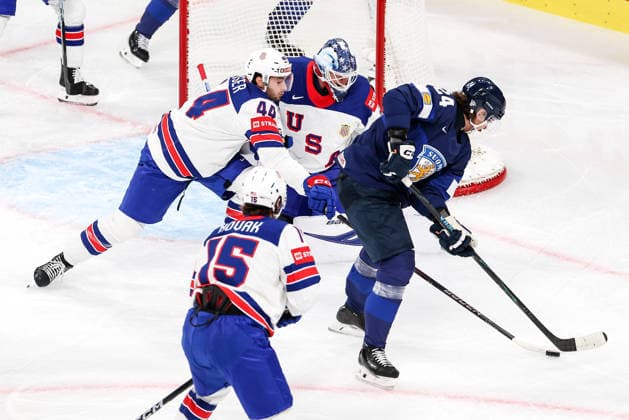 Ice hockey, Eishockey - IIHF WC 2026 ZURICH,SWITZERLAND,18.MAY.26 - ICE HOCKEY - IIHF Ice Hockey World Championship, WM, Weltmeisterschaft 2026, group stage, Finland vs USA. Image shows Wyatt Kaiser (USA), Joseph Woll (USA) and Hannes Bjorninen (FIN).  GEPAxpictures xMaticxKlansek