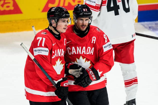 260518 Macklin Celebrini and Sidney Crosby of Canada during the 2026 IIHF Ice hockey, Eishockey World Championship, WM, Weltmeisterschaft match between Canada and Denmark on May 18, 2026 in Fribourg. Photo: Jesper Zerman BILDBYRAN kod JZ JZ0718 ishockey ice hockey ishockey-vm 2026 vm 2026 iihf world championship kanada canada danmark denmark canada kanada bbeng danmark denmark Copyright: JESPERxZERMAN BB260518JZ083