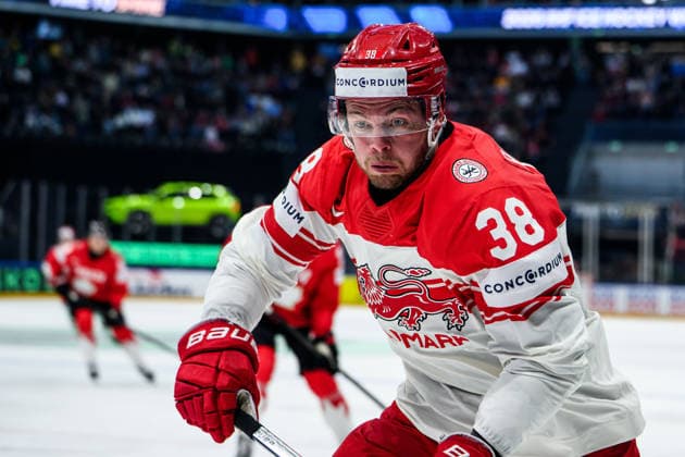 260518 Morten Poulsen of Denmark during the 2026 IIHF Ice hockey, Eishockey World Championship, WM, Weltmeisterschaft match between Canada and Denmark on May 18, 2026 in Fribourg. Photo: Jesper Zerman BILDBYRAN kod JZ JZ0718 ishockey ice hockey ishockey-vm 2026 vm 2026 iihf world championship kanada canada danmark denmark canada kanada bbeng danmark denmark Copyright: JESPERxZERMAN BB260518JZ093
