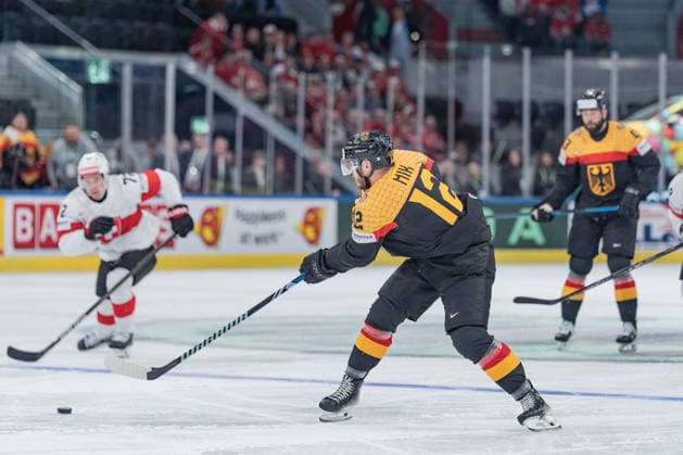 18 05 2026, Zurich, Swiss Life Arena, Ice hockey, Eishockey World Championships: Germany - Switzerland, 12 Eric Mik (Germany) Zurich Swiss Life Arena Zurich Switzerland Copyright: xJustPictures.ch StefanxEmchx jp-de-StEm-DSC0020720260518