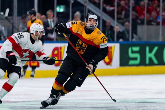 ZURICH, SWITZERLAND - MAY 18: Samuel Dove-MCFalls (Germany, 75) during the Preliminary Round - Group A Match 19 between Germany and Switzerland at the IIHF Ice hockey, Eishockey World Championship, WM, Weltmeisterschaft 2026, Swiss Life Arena on May 18, 2026 in Zurich, Switzerland. Zurich Switzerland Copyright: xTimoxSteinx