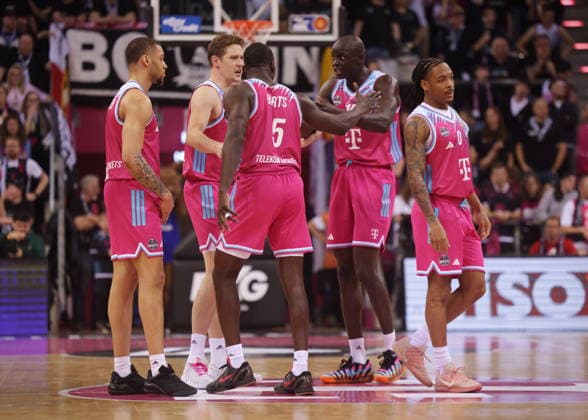 Telekom Baskets Bonnvs. Fitness First Würzburg Baskets Playoffs Viertelfinale Spiel 2 - Saison 2025 26