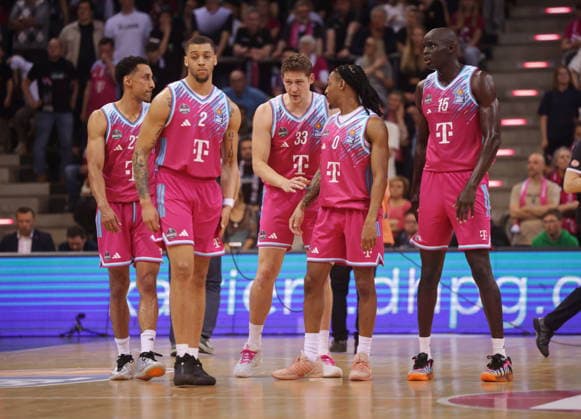 Telekom Baskets Bonnvs. Fitness First Würzburg Baskets Playoffs Viertelfinale Spiel 2 - Saison 2025 26