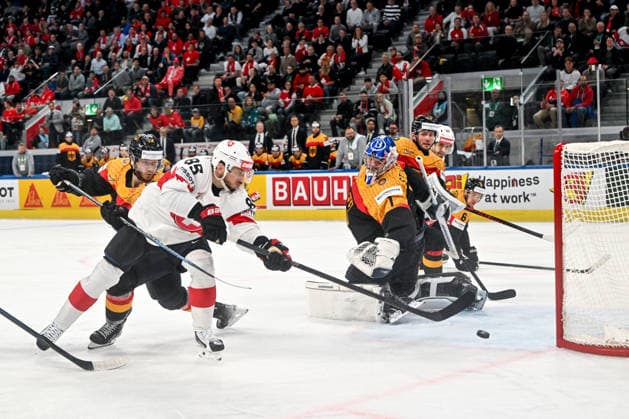 ZURICH, SWITZERLAND - MAY 18: Sven Andrighetto of Switzerland scores a goal against goalkeeper Jonas Stettmer of Germany during the 2026 IIHF Ice hockey, Eishockey World Championship, WM, Weltmeisterschaft Switzerland game between Germany and Switzerland at Swiss Life Arena on May 18, 2026 in Zurich, Zurich. Zurich Swiss Life Arena Zurich Switzerland Copyright: xJustPictures.ch AndreaxBrancax jp-en-EuSpIm-JP7_ANB_Ger_Sui_18052026_2332