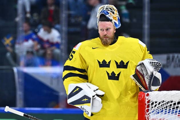 Goalkeeper Magnus Hellberg of Sweden during the IIHF World Championship, WM, Weltmeisterschaft Group B match Sweden vs Czech Republic on May 18, 2026, Fribourg, Switzerland. (CTKxPhoto RadekxPetrasek) CTKPhotoP2026051808522  CTKPhotoP2026051808522