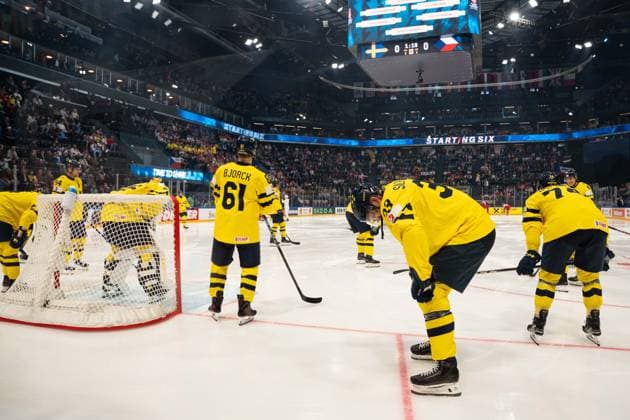 FRIBOURG, FRIBOURG - MAY 18: Sweden players during the 2026 IIHF World Championship, WM, Weltmeisterschaft Preliminary Round Group B match between Sweden and Czechia at BCF Arena on May 18, 2026 in Fribourg, Fribourg, Switzerland. Copyright: xLivioxBaeriswylx xSPPx Sportspressphoto_SPR149721