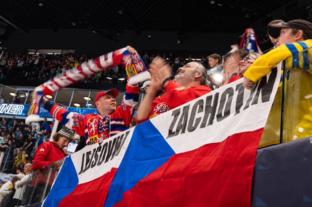 FRIBOURG, FRIBOURG - MAY 18: Czechia supporters during the 2026 IIHF World Championship, WM, Weltmeisterschaft Preliminary Round Group B match between Sweden and Czechia at BCF Arena on May 18, 2026 in Fribourg, Fribourg, Switzerland. Copyright: xLivioxBaeriswylx xSPPx Sportspressphoto_SPR149761