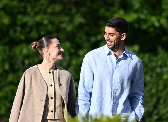 18.05.2026, xophax, Fussball 1.Bundesliga, Köln Cologne , 1.FC Koeln. Saisonende. Sommerpause. Saisonabschluss in der Kölner Flora. Cenk und Hira Özkacar Koeln