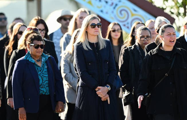 Kirsty Coventry, ( centre ) International Olympic Committee President during an official pÅwhiri and cultural welcome at Orakei Marae in Auckland, New Zealand on Tuesday 19 May 2026. Auckland New Zealand Copyright: xAndrewxCornaga x