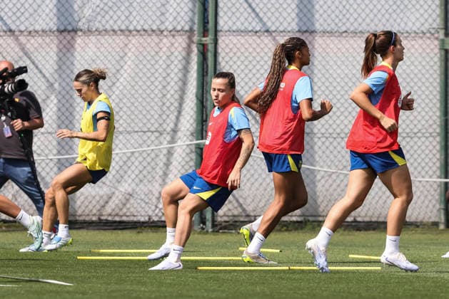 May 19, 2026, Sant Joan Despi, Barcelona, SPAIN: Claudia Pina Medina during the training day of FC Barcelona, Barca ahead UEFA Women Champions League 2025 26, Final football match against OL Lyonnes at Ciutat Esportiva Joan Gamper on May 19, 2026 in Sant Joan Despi, Barcelona, Spain. Sant Joan Despi SPAIN - ZUMAa181 20260519_zaa_a181_007 Copyright: xJavierxBorregox