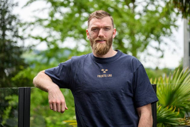 260519 Mattias Ekholm of Sweden poses for a portrait at a press event during the 2026 IIHF Ice hockey, Eishockey World Championship, WM, Weltmeisterschaft on May 19, 2026 in Bern. Photo: Jesper Zerman BILDBYRAN kod JZ JZ0720 ishockey ice hockey ishockey-vm 2026 vm 2026 iihf world championship pressträff event meeting sverige sweden day 5 bbeng Copyright: JESPERxZERMAN BB260519JZ003