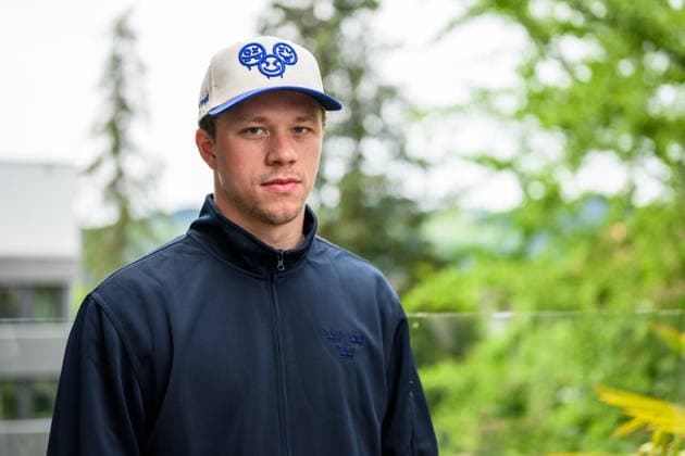 260519 Lucas Raymond of Sweden poses for a portrait at a press event during the 2026 IIHF Ice hockey, Eishockey World Championship, WM, Weltmeisterschaft on May 19, 2026 in Bern. Photo: Jesper Zerman BILDBYRAN kod JZ JZ0720 ishockey ice hockey ishockey-vm 2026 vm 2026 iihf world championship pressträff event meeting sverige sweden day 5 bbeng Copyright: JESPERxZERMAN BB260519JZ026
