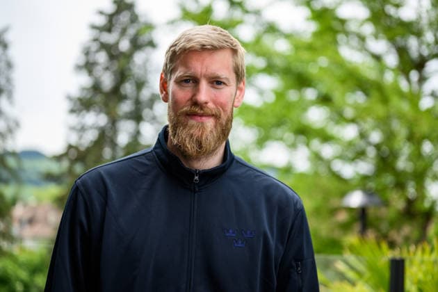 260519 goaltender Magnus Hellberg of Sweden poses for a portrait at a press event during the 2026 IIHF Ice hockey, Eishockey World Championship, WM, Weltmeisterschaft on May 19, 2026 in Bern. Photo: Jesper Zerman BILDBYRAN kod JZ JZ0720 ishockey ice hockey ishockey-vm 2026 vm 2026 iihf world championship pressträff event meeting sverige sweden day 5 bbeng Copyright: JESPERxZERMAN BB260519JZ033