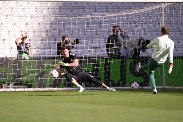 ISTANBUL, TURKIYE ? 19 MAY 2026: Emiliano Martinez of Aston Villa F.C. during the training session the day before the UEFA Europa League Final 2026 match between SC Freiburg and Aston Villa F.C. at Besiktas Park on May 19, 2026 in Istanbul, Turkiye. Copyright: xAlexandraxFechetex xSPPx Sportspressphoto_SPR150094