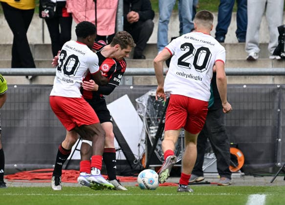 19.05.2026, xjhx, Fussball Testspiel, RW Frankfurt - Eintracht Frankfurt v.l. Leo Deula (RW Frankfurt), Elias Baum (Eintracht Frankfurt), Jovan Petkovic (RW Frankfurt) (DFL DFB REGULATIONS PROHIBIT ANY USE OF PHOTOGRAPHS as IMAGE SEQUENCES and or QUASI-VIDEO) Frankfurt am Main