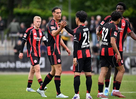 19.05.2026, xjhx, Fussball Testspiel, RW Frankfurt - Eintracht Frankfurt v.l. Younes Ebnoutalib (Eintracht Frankfurt) , Keita Kosugi (Eintracht Frankfurt) celebrate the goal, Der Torjubel zum 1:0 (DFL DFB REGULATIONS PROHIBIT ANY USE OF PHOTOGRAPHS as IMAGE SEQUENCES and or QUASI-VIDEO) Frankfurt am Main