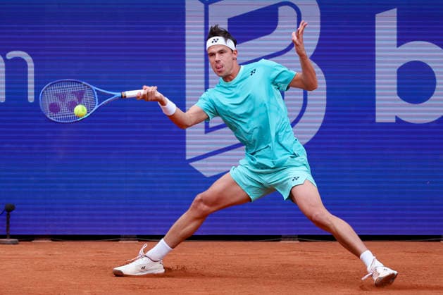 Daniel Altmaier (Germany) kontrolliert den Ball, Bitpanda Hamburg Open, Bitpanda Hamburg Open, Rothenbaum am 19. May 2026 in Hamburg, Deutschland. (Foto von Marco Steinbrenner DeFodi Images) Daniel Altmaier (Germany) controls the ball, Bitpanda Hamburg Open, Bitpanda Hamburg Open, Rothenbaum, May 19, 2026 in Hamburg, Germany. (Photo by Marco Steinbrenner DeFodi Images) -