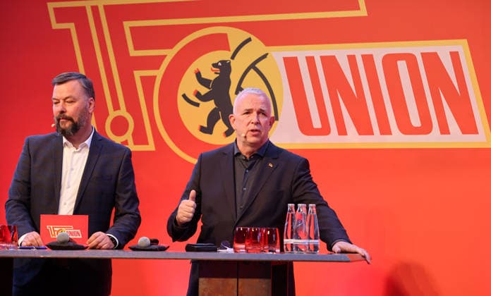 Pressesprecher Christian Arbeit, Präsident Dirk Zingler MV Mitgliederversammlung im Stadion An der Alten Försterei Fußball Fussball Bundesliga Herren DFL Saison 2025 2026 19.05.2026 1.FC Union Berlin FCU