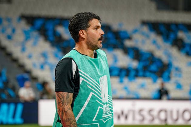 Türkei: Fussball UEFA Europa League 2025 - 2026, Finale in Istanbul - SC Freiburg vs Aston Villa - Tüpras Stadyumu (Istanbul): Abschlusstraining Freiburger Team: Anthony Jung (SC Freiburg, 05) Copyright: xJOERANxSTEINSIEKx