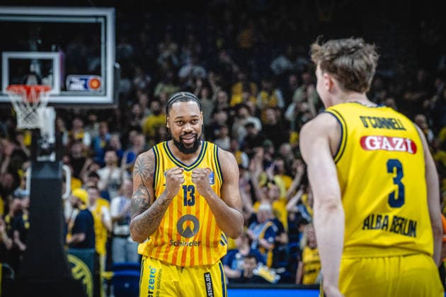 Basketball Berlin 19.05.2026 Saison 2025 2026 EasyCredit BBL 1. Bundesliga Männer, Herren Playoffs Viertelfinale Spiel 2 Alba Berlin - RASTA Vechta J wan Roberts (Alba Berlin, No.13) Alex O Connell (Alba Berlin, No.03) Jubel