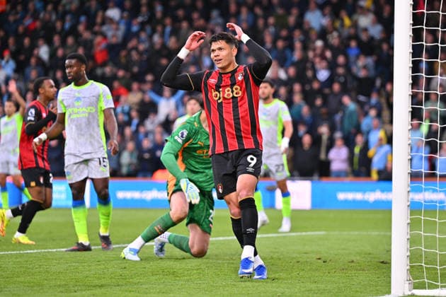 Bournemouth v Manchester City, Premier League Evanilson (9) of AFC Bournemouth ra Facts after missing a chance to score a goal during the Premier League match between Bournemouth and Manchester City at the Vitality Stadium, Bournemouth, UK on 19 May 2026. Bournemouth Vitality Stadium Dorset UK Editorial use only DataCo restrictions apply See www.football-dataco.com , Copyright: xGrahamxHuntx PSI-24285-0041