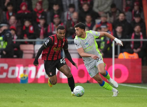 Bournemouth v Manchester City, Premier League, Football, Vitality Stadium, Bournemouth, UK - 19 May 2026 Eli Junior Kroupi of Bournemouth and Matheus Nunes of Manchester City. Bournemouth Vitality Stadium Bournemouth UK, UK NEWSPAPERS OUT Copyright: xSeanxRyanx