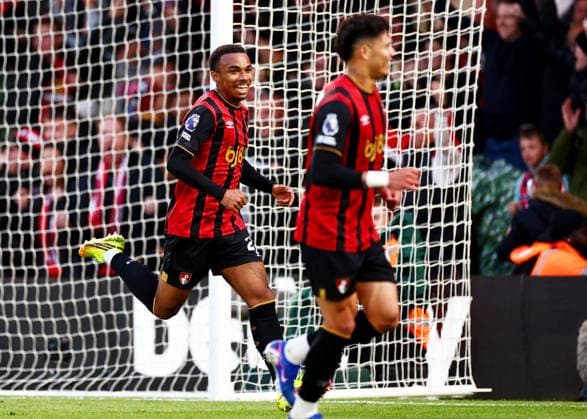 Eli Junior Kroupi of AFC Bournemouth celebrates scoring a goal after making the score 1-0. AFC Bournemouth v Manchester City, Premier League, Football, Vitality Stadium, Bournemouth, UK - 19 May 2026Bournemouth Vitality Stadium United Kingdom EDITORIAL USE ONLY No use with unauthorised audio, video, data, fixture lists, club league logos or live services. Online in-match use limited to 120 images, no video emulation. No use in betting, games or single club league player publications.  Copyright: xJamesxMarsh Shutterstockx 16881288ax
