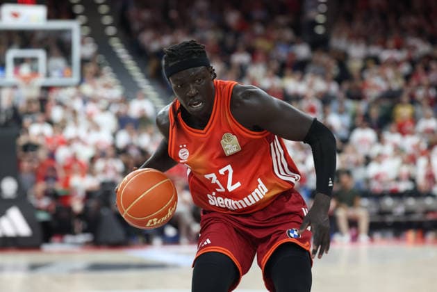 Wenyen Gabriel (FC Bayern Basketball, 32) mit Ball, GER, FC Bayern Basketball vs. Vet Concept Gladiators Trier, Basketball, easycredit Basketball Bundesliga, Playoffs, Viertelfinale, Saison 2025 2026, 19.05.2026, GER, FC Bayern Basketball vs. Vet Concept Gladiators Trier, Basketball, easycredit Basketball Bundesliga, Playoffs, Viertelfinale, Saison 2025 2026, 19.05.2026 Muenchen Copyright: xEibner-Pressefoto JennixMaulx EP_JML