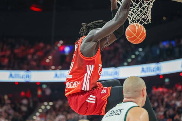 Dunk Wenyen Gabriel (FC Bayern Basketball, 32), GER, FC Bayern Basketball vs. Vet Concept Gladiators Trier, Basketball, easycredit Basketball Bundesliga, Playoffs, Viertelfinale, Saison 2025 2026, 19.05.2026, GER, FC Bayern Basketball vs. Vet Concept Gladiators Trier, Basketball, easycredit Basketball Bundesliga, Playoffs, Viertelfinale, Saison 2025 2026, 19.05.2026 Muenchen Copyright: xEibner-Pressefoto JennixMaulx EP_JML