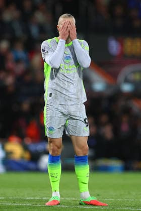 Bournemouth, England, 19th May 2026. Erling Haaland of Manchester City looks dejected during the AFC Bournemouth vs Manchester City Premier League match at the Vitality Stadium, Bournemouth. Picture credit should read: Paul Terry Sportimage EDITORIAL USE ONLY. No use with unauthorised audio, video, data, fixture lists, club league logos or live services. Online in-match use limited to 120 images, no video emulation. No use in betting, games or single club league player publications. SPI_034_PT_Bournemouth_Man_City SPI-4809-0034