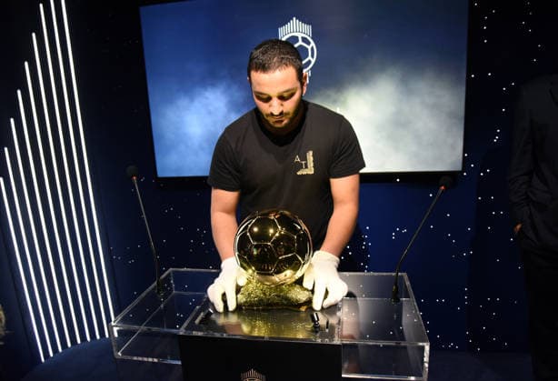 Ballon D Or Makes His Entrance in Grevin - Paris Ballon d Or makes his entrance in Grevin Museum in Paris, France on May 19, 2026. Photo by Alain Apaydin ABACAPRESS Paris France  Copyright: xApaydinxAlain ABACAx