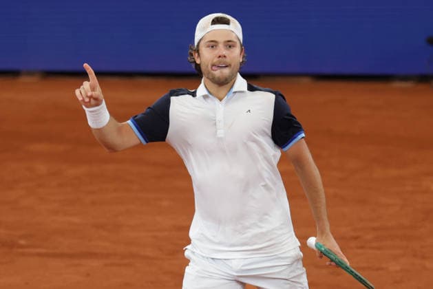 2026.05.20, xFSx, Bitpanda Open Hamburg ATP500, Achtelfinale, Herren-Tennistunier in Hamburg , Am Rothembaum in Hamburg , Aleksandar Kovacevic (USA) Siegerfaust, jubel Copyright: HMBxMedia FernandoxSoares