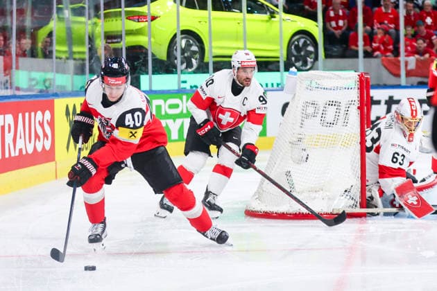 Ice hockey, Eishockey - IIHF WC 2026 ZURICH,SWITZERLAND,20.MAY.26 - ICE HOCKEY - IIHF Ice Hockey World Championship, WM, Weltmeisterschaft 2026, group stage, Austria vs Switzerland. Image shows Tim Harnisch (AUT) and Roman Josi and Leonardo Genoni (SUI).  GEPAxpictures xMaticxKlansek