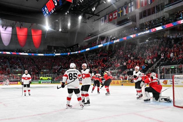 ZURICH, SWITZERLAND - MAY 20: Damien Riat of Switzerland R) celebrates his goal with Sven Andrighetto of Switzerland L) during the 2026 IIHF Ice hockey, Eishockey World Championship, WM, Weltmeisterschaft Switzerland game between Austria and Switzerland at Swiss Life Arena on May 20, 2026 in Zurich, Zurich. Zurich Swiss Life Arena Zurich Switzerland Copyright: xJustPictures.ch AndreaxBrancax jp-en-EuSpIm-JP7_ANB_Aut_Swi_20052026_6644