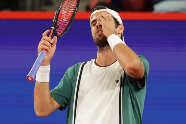 2026.05.20, xFSx, Bitpanda Open Hamburg ATP500, Achtelfinale, Herren-Tennistunier in Hamburg , Am Rothembaum in Hamburg , Karen Khachanov enttaeuscht, enttaeusch schauend, dissapointed, traurig, frustriert, frust, gefrustet Copyright: HMBxMedia FernandoxSoares