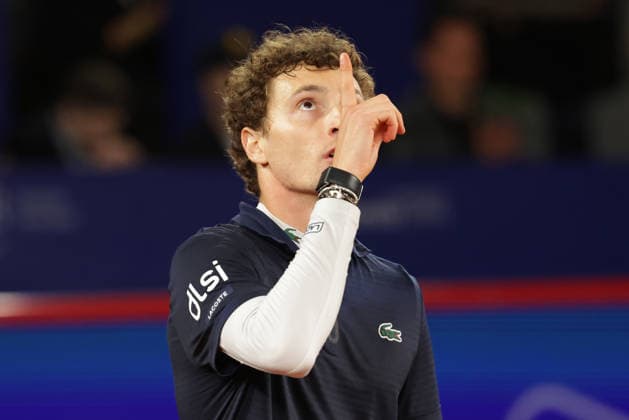 2026.05.20, xFSx, Bitpanda Open Hamburg ATP500, Achtelfinale, Herren-Tennistunier in Hamburg , Am Rothembaum in Hamburg , Ugo Humbert (FRA) macht ein Kreutz nach dem Sieg gegen Karen Khachanov Copyright: HMBxMedia FernandoxSoares