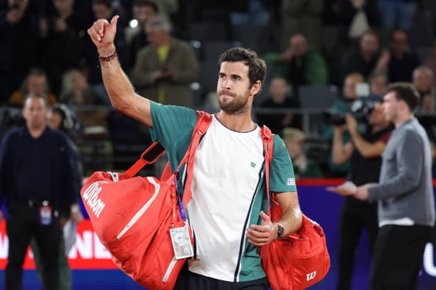 2026.05.20, xFSx, Bitpanda Open Hamburg ATP500, Achtelfinale, Herren-Tennistunier in Hamburg , Am Rothembaum in Hamburg , Karen Khachanov verabschiedet sich von den Zuschauer Copyright: HMBxMedia FernandoxSoares