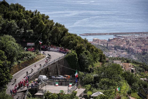 Portugal™s Afonso Oliveira Eulalio of Bahrain Victorious and Denmark™s Jonas Vingegaard Hansen of Team Visma Lease A Bike during Stage 11 of the Giro d™Italia, from Porcari to Chiavari, Italy, Wednesday, May 20, 2026.  Copyright: xMarcoxAlpozzi LaPressex