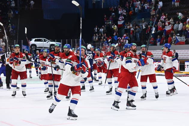 Czech players (in the front row, from left: Jakub Flek and Filip Hronek) celebrate a goal during the 2026 IIHF World Championship, WM, Weltmeisterschaft Group B, match Czechia vs Italy, Fribourg, Switzerland, on May 20, 2026. (CTKxPhoto RadekxPetrasek) CTKPhotoP2026052008806  CTKPhotoP2026052008806