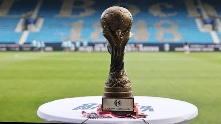 Finale U19-Westfalenpokal VfL Bochum - FC Schalke 04 ** NUR FÜR REDAKTIONELLE ZWECKE ** EDITORIAL USE ONLY **<p>Der Westfalenpopkal vor dem U19 Westfalenpokalfinale zwischen dem VfL Bochum und FC Schalke 04 am 20. Mai 2026 im Vonovia Ruhrstadion in Bochum. Deutschland Nordrhein-Westfalen Bochum Copyright: ChristofxKöpsel