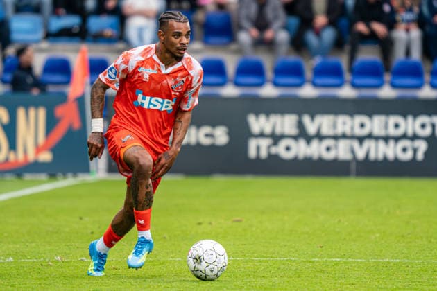 2026-05-20 Willem II v FC Volendam - Dutch Keuken Kampioen Divisie Play-Offs TILBURG, NETHERLANDS - MAY 20: Juninho Bacuna of FC Volendam dribbles during the Dutch Keuken Kampioen Divisie Play-Offs match between Willem II and FC Volendam at Koning Willem II Stadion on May 20, 2026 in Tilburg, Netherlands. Tilburg Koning Willem II Stadion Netherlands Content not available for redistribution in The Netherlands directly or indirectly through any third parties. Copyright: xGabrielxCalvinoxAlonsox